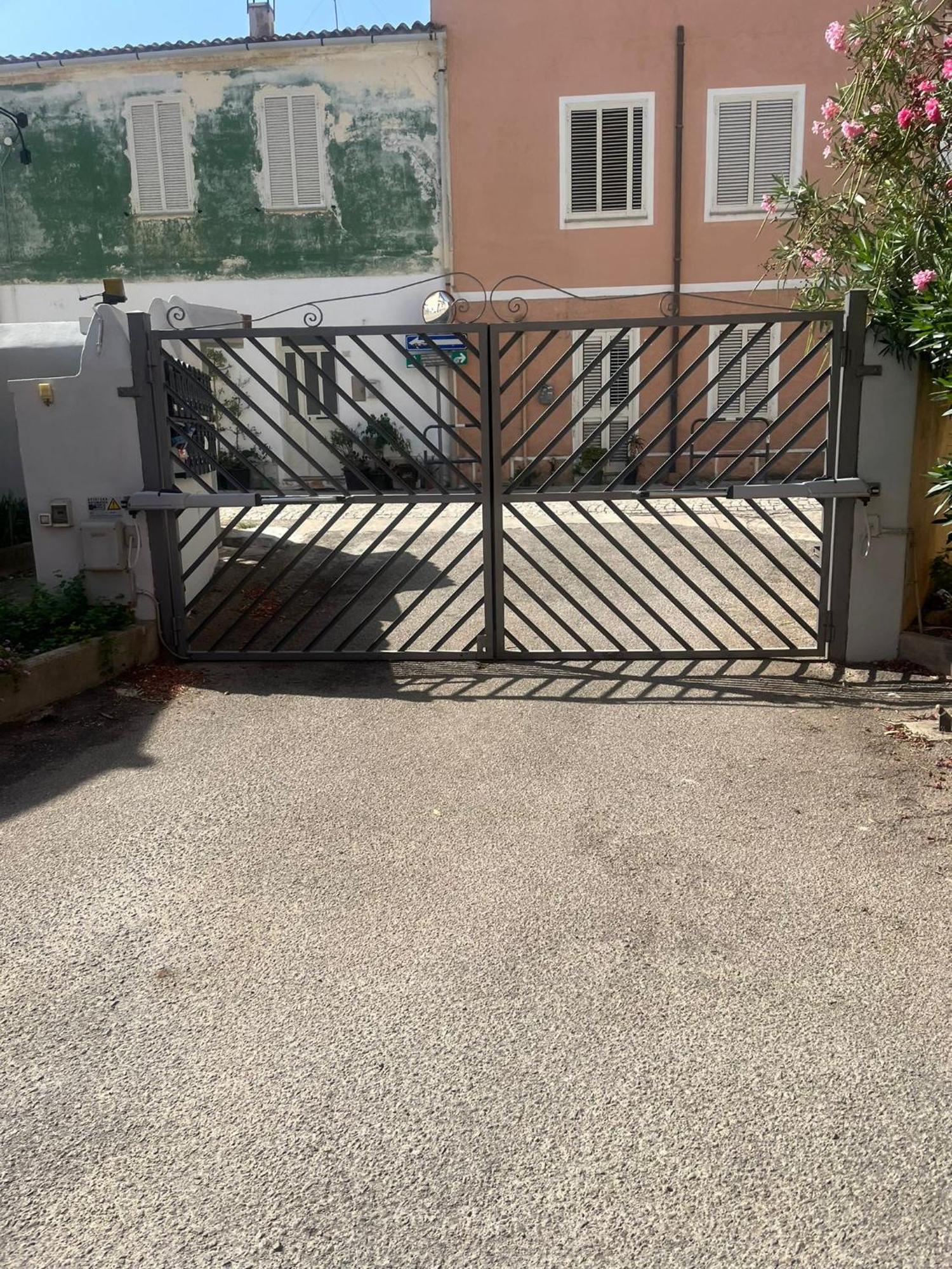 Camelia'S House Apartment Олбия Екстериор снимка